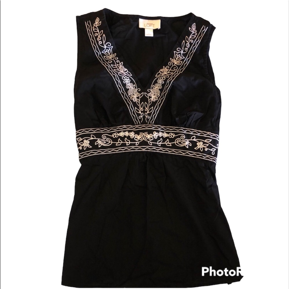 Ann Taylor Loft embroidered tank